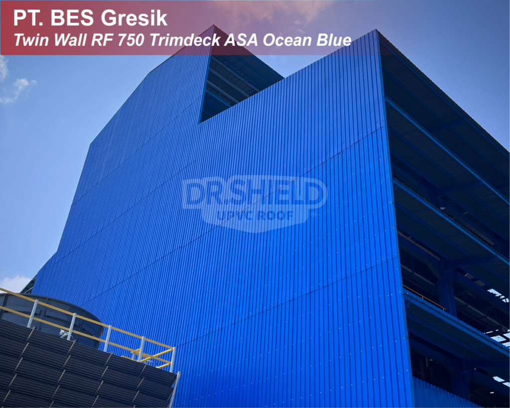 Bangunan PT BES Gresik menggunakan atap UPVC DR.SHIELD yang kuat, tahan panas, dan cocok untuk area industri.